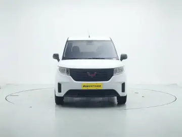 2020 Wuling Hongguang Plus с пробегом 19 000 км