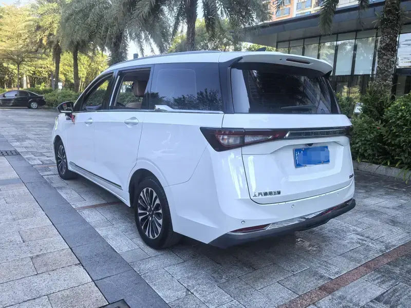 2022 Wuling Jiachen с пробегом 36 500 км