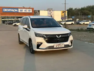 2022 Wuling Jiachen с пробегом 69 000 км