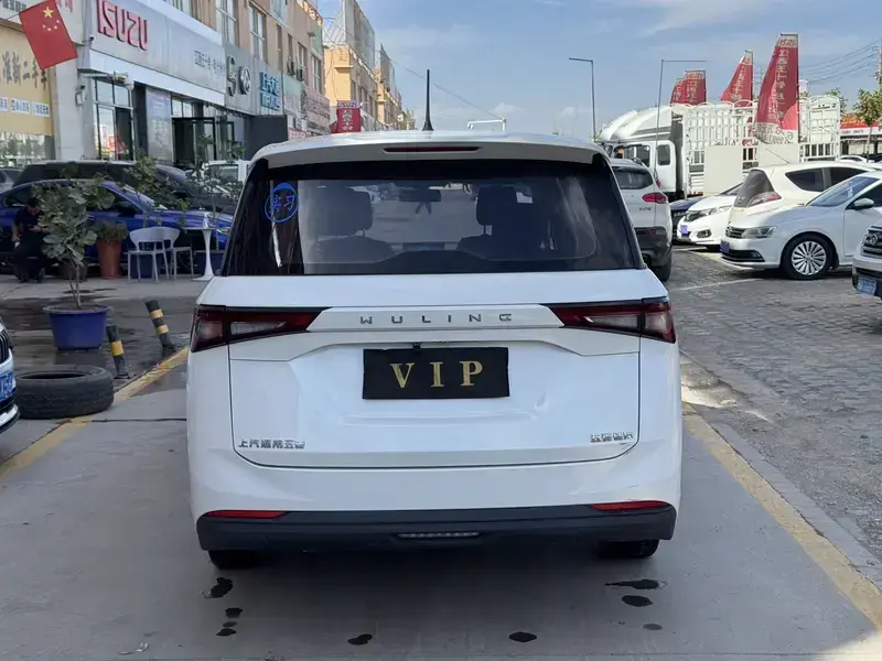 2022 Wuling Jiachen с пробегом 47 800 км