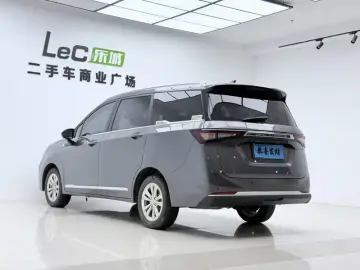 2022 Wuling Jiachen с пробегом 20 000 км