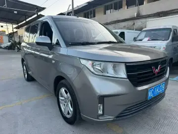 2020 Wuling Hongguang Plus с пробегом 60 000 км