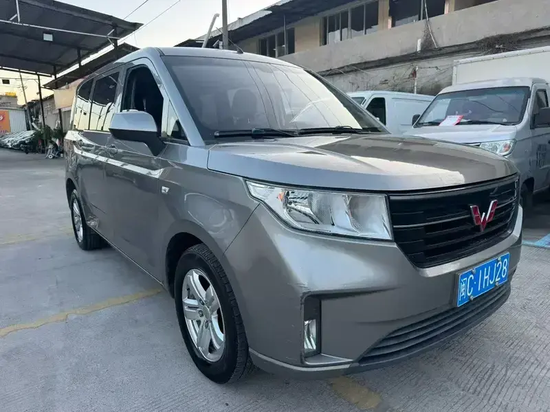 2020 Wuling Hongguang Plus с пробегом 60 000 км