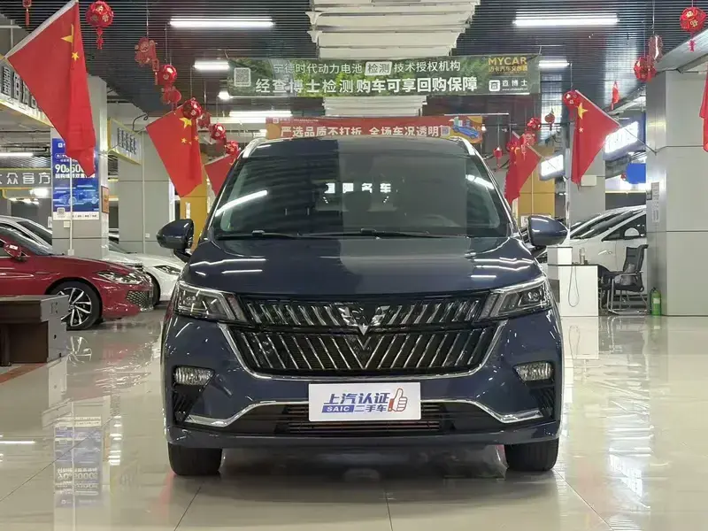 2022 Wuling Jiachen с пробегом 25 000 км