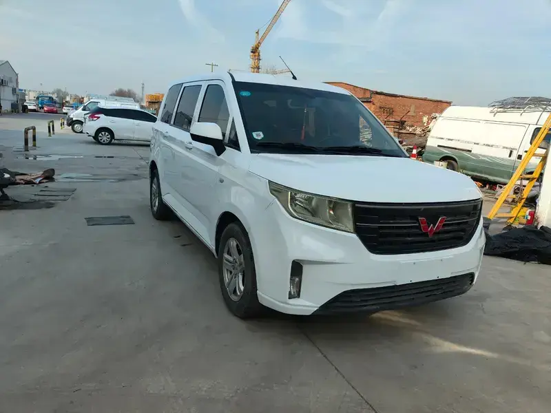 2019 Wuling Hongguang Plus с пробегом 80 000 км