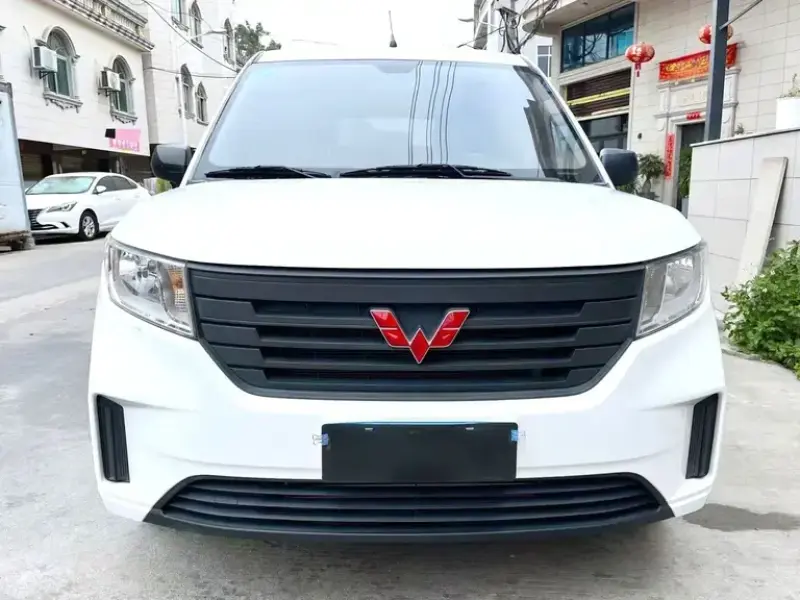 2020 Wuling Hongguang Plus с пробегом 109 000 км