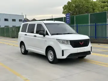 2020 Wuling Hongguang Plus с пробегом 54 000 км
