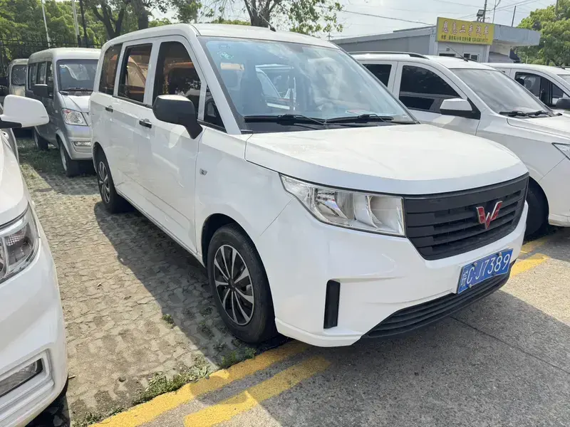 2019 Wuling Hongguang Plus с пробегом 68 000 км