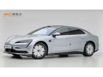 BYD Yangwang U7
