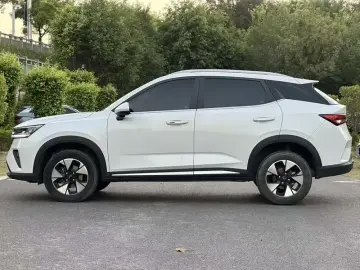 2022 Wuling Xingchi с пробегом 30 000 км