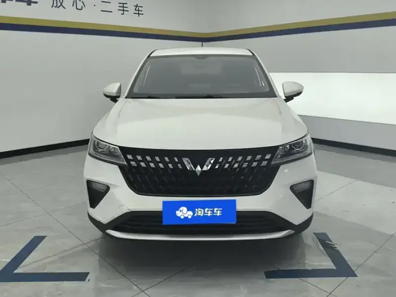 2022 Wuling Xingchi с пробегом 53 000 км