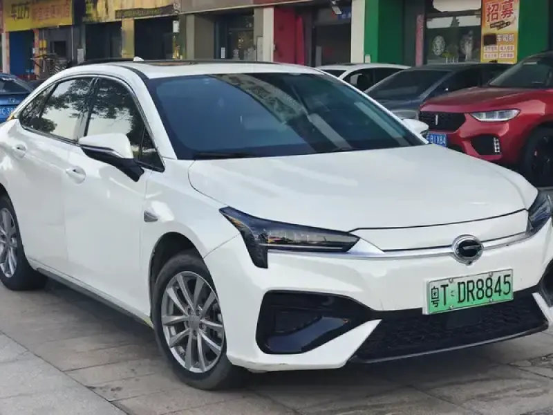 2023 Aion S с пробегом 90 000 км