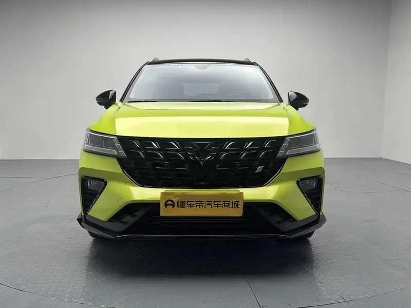 2022 Wuling Xingchi с пробегом 18 300 км