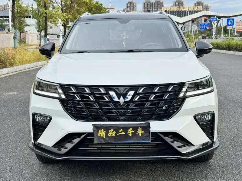 2022 Wuling Xingchi с пробегом 24 000 км