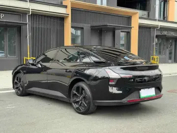 2024 Xpeng Mona M03 с пробегом 30 000 км