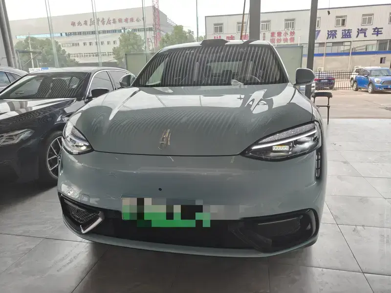 2026 Aito M6 с пробегом 5 000 км