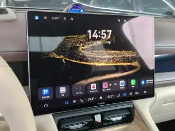 2026 Aito M6 с пробегом 5 000 км