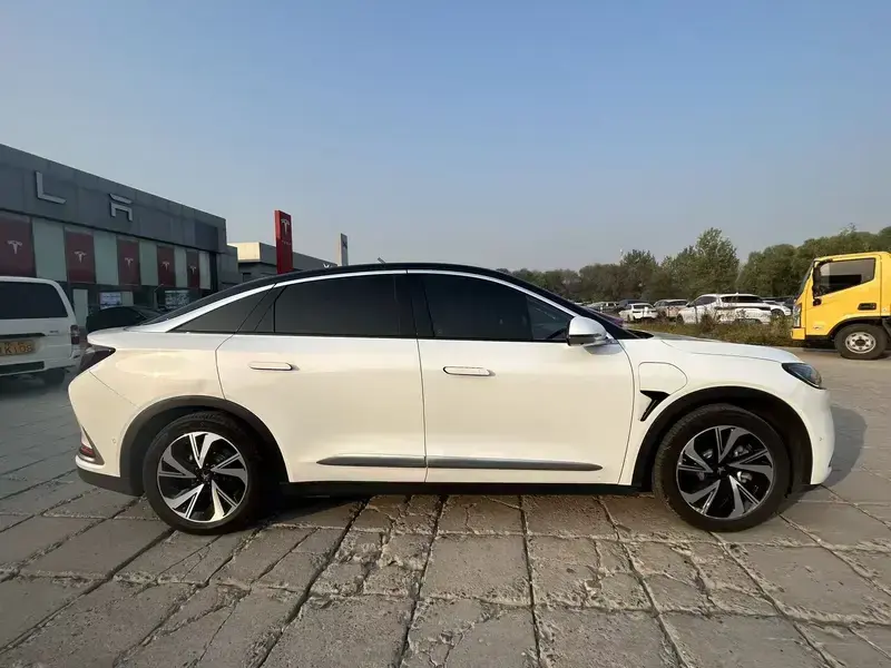 2022 Arcfox Alpha S с пробегом 28 000 км