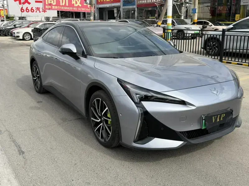 2024 Arcfox Alpha S5 с пробегом 31 000 км