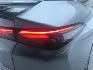 2025 Arcfox Alpha S5 с пробегом 12 000 км