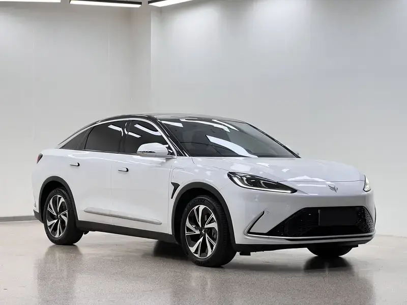 2022 Arcfox Alpha S с пробегом 37 300 км