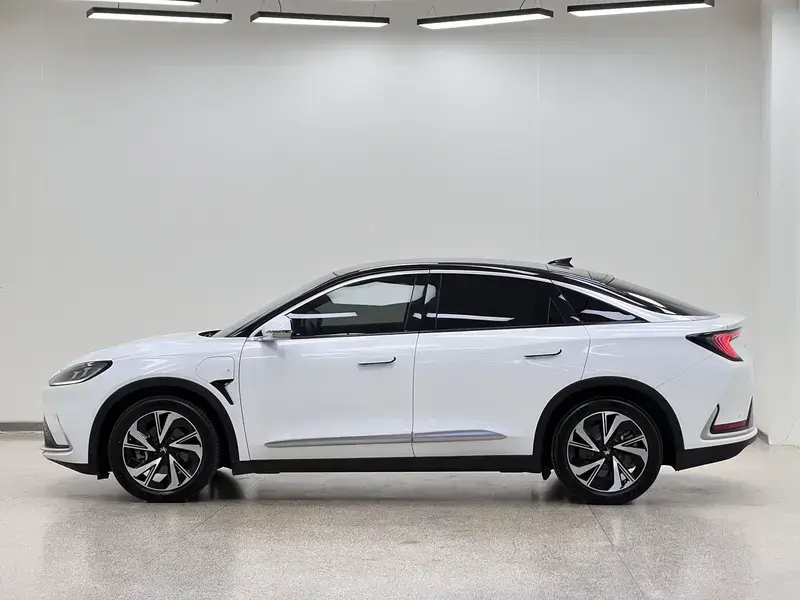 2022 Arcfox Alpha S с пробегом 37 300 км