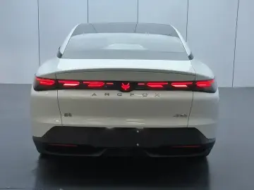 2025 Arcfox Alpha S5 с пробегом 13 000 км