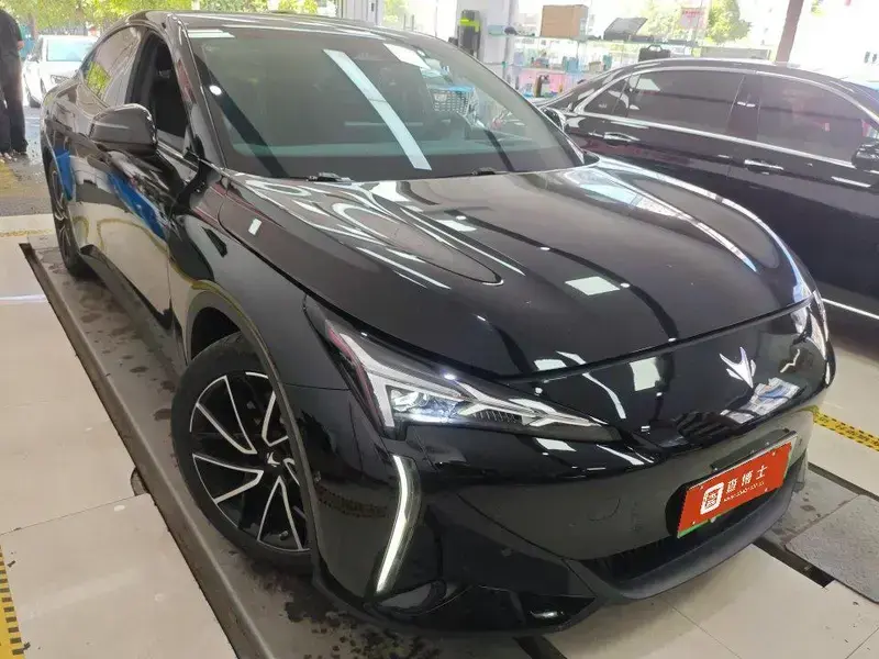 2024 Arcfox Alpha S5 с пробегом 20 000 км