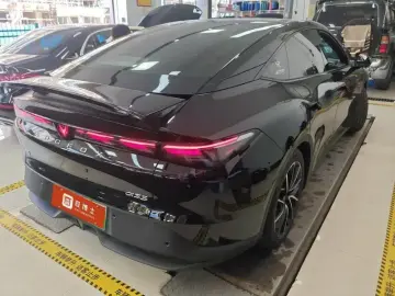 2024 Arcfox Alpha S5 с пробегом 20 000 км