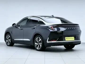 2022 Arcfox Alpha S с пробегом 55 800 км