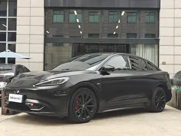 2022 Arcfox Alpha S с пробегом 61 000 км