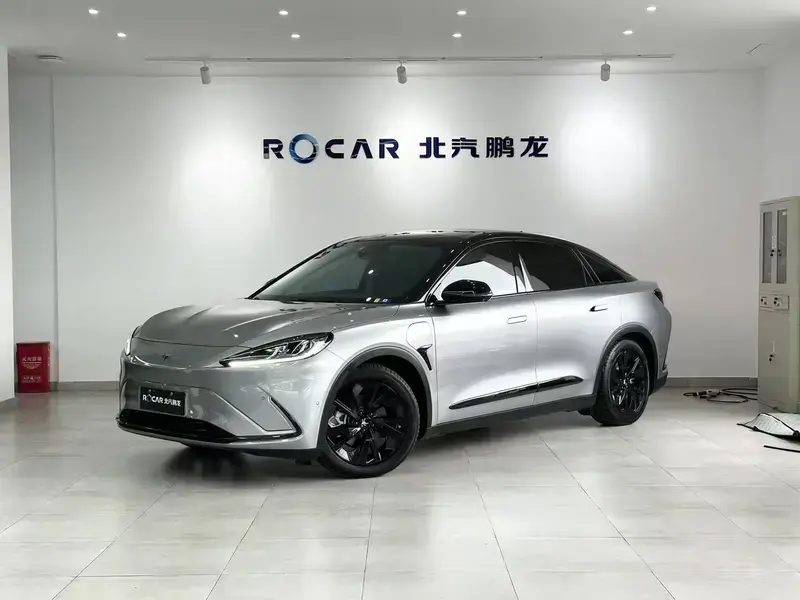 2023 Arcfox Alpha S с пробегом 56 700 км