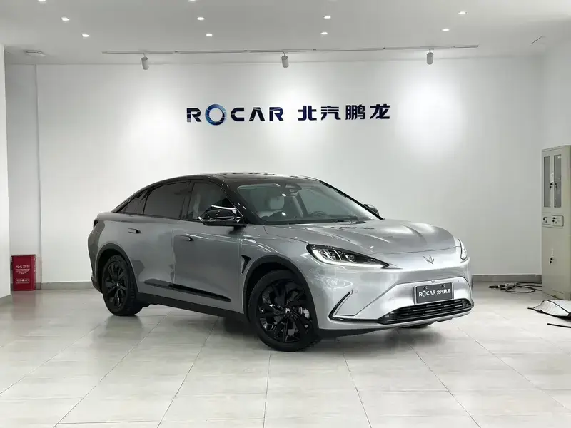 2023 Arcfox Alpha S с пробегом 56 700 км