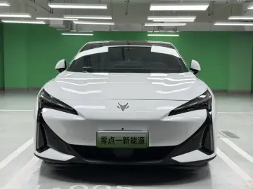 2025 Arcfox Alpha S5 с пробегом 39 000 км