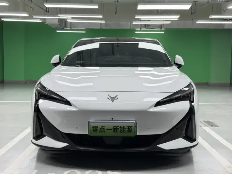 2025 Arcfox Alpha S5 с пробегом 39 000 км