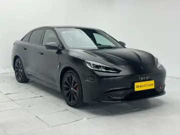 2022 Arcfox Alpha S с пробегом 38 000 км