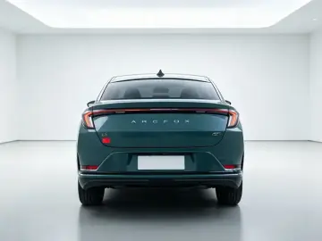 2023 Arcfox Alpha S с пробегом 40 000 км