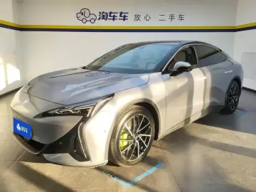 2024 Arcfox Alpha S5 с пробегом 16 000 км