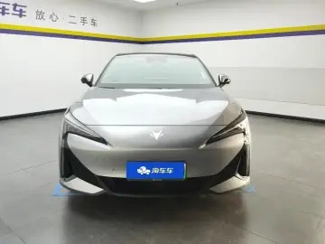 2024 Arcfox Alpha S5 с пробегом 16 000 км