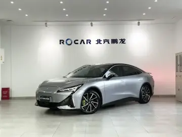 2024 Arcfox Alpha S5 с пробегом 23 000 км