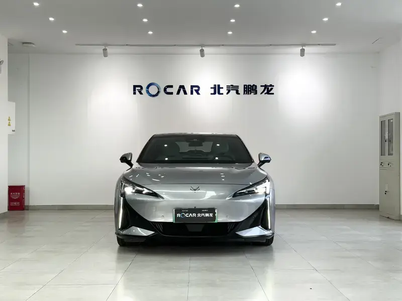 2024 Arcfox Alpha S5 с пробегом 23 000 км