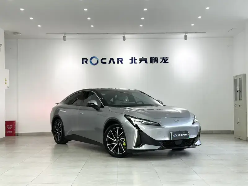 2024 Arcfox Alpha S5 с пробегом 23 000 км