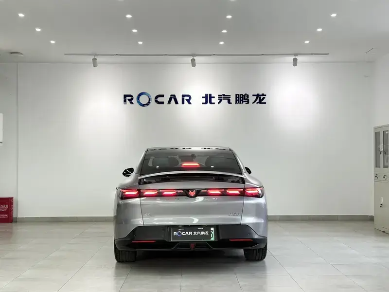 2024 Arcfox Alpha S5 с пробегом 23 000 км