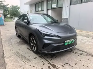 2026 Arcfox Alpha T5 с пробегом 12 000 км