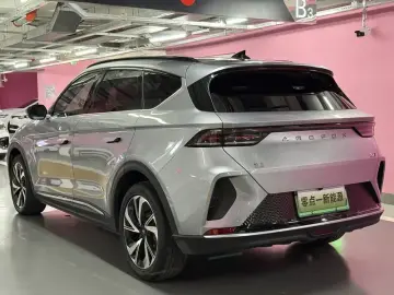2023 Arcfox Alpha T с пробегом 75 000 км