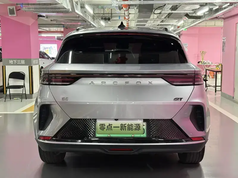2023 Arcfox Alpha T с пробегом 75 000 км