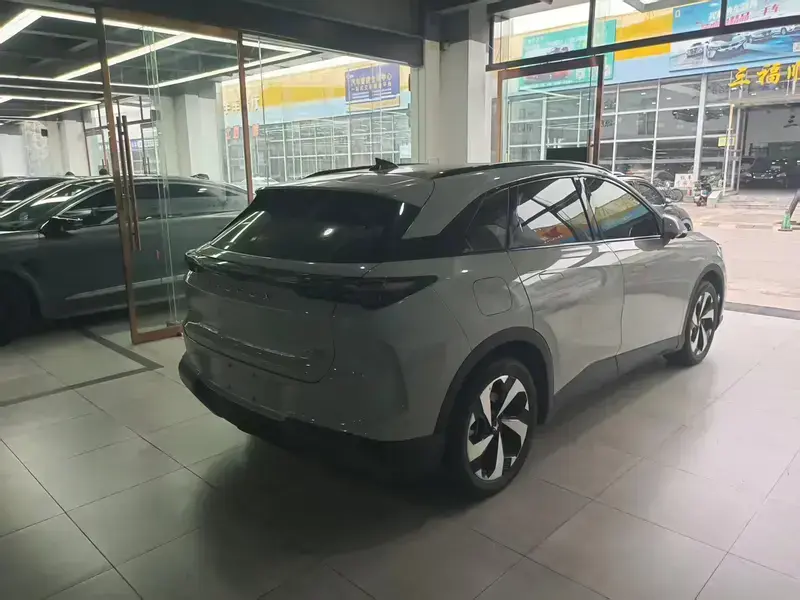 2026 Arcfox Alpha T5 с пробегом 5 400 км