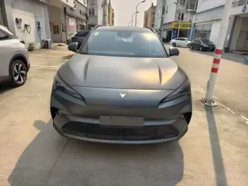 2026 Arcfox Alpha T5 с пробегом 100 км