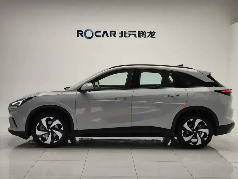 2026 Arcfox Alpha T5 с пробегом 15 800 км