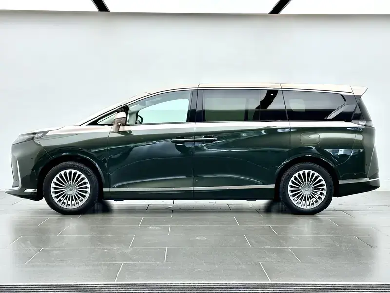 2026 Arcfox Wendao V9 с пробегом 8 700 км